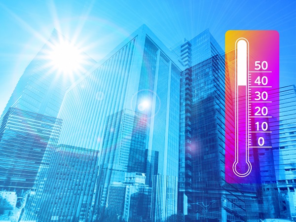 人工太陽照明灯SOLAXが遮熱性舗装の性能試験に採用される理由